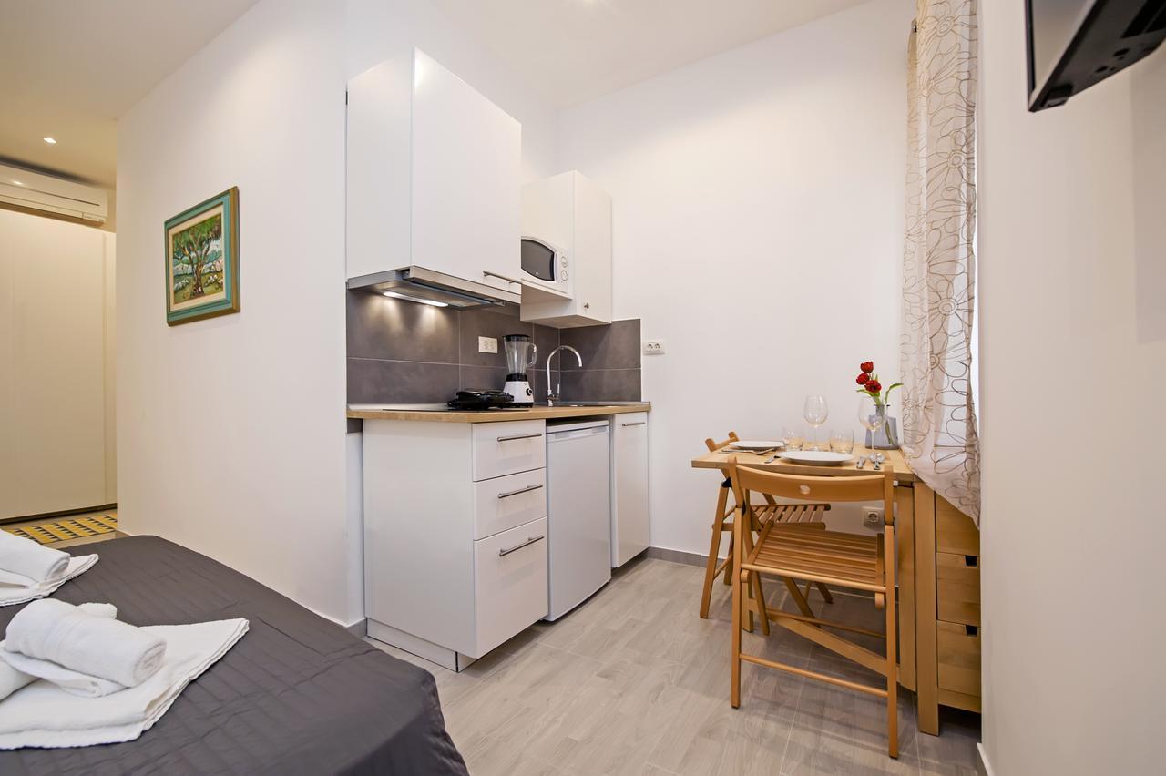 Garzoto Rooms And Studios Ρόβινι Εξωτερικό φωτογραφία